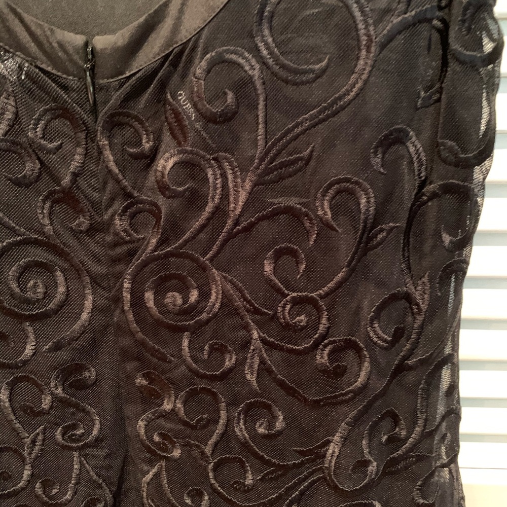Dress - Picture 3 of 3